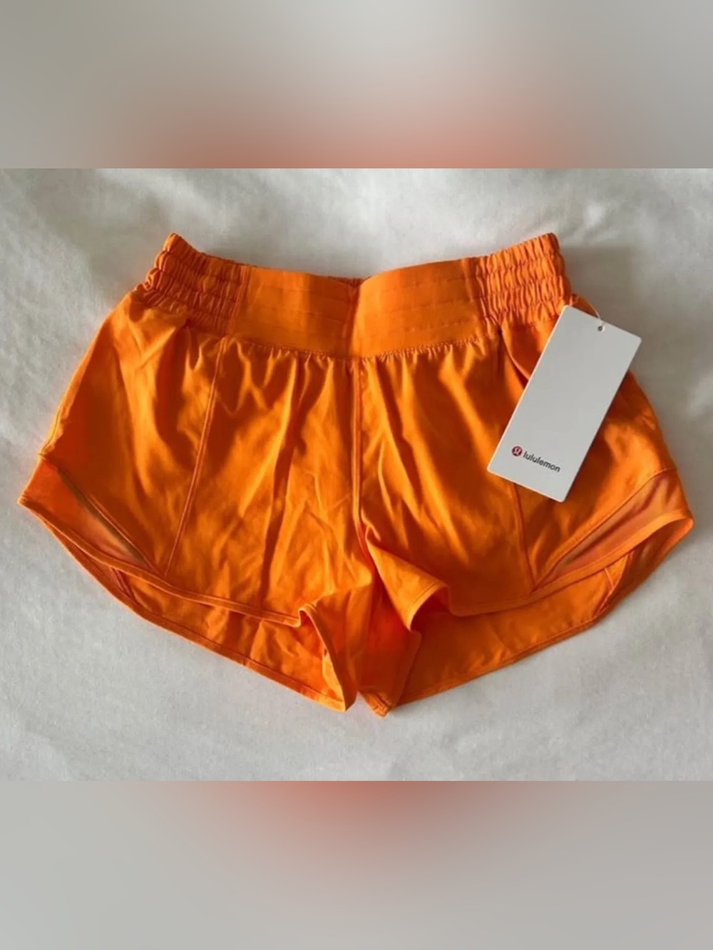 Lululemon Hotty Hot HR Shorts 2.5”